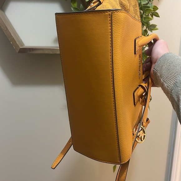 Michael Kors Gold Carmen Satchel - Picture 6 of 8